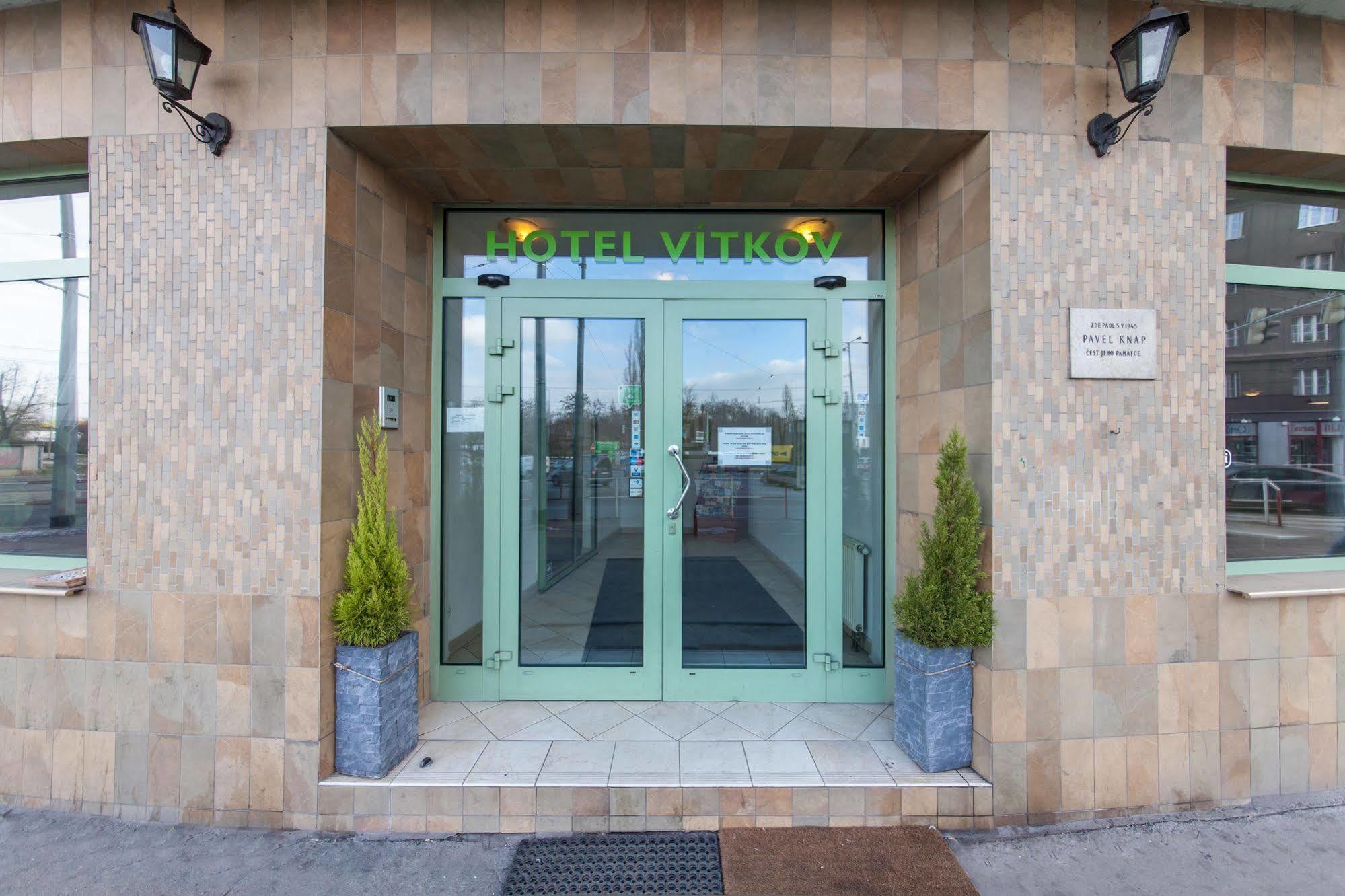Hotel Vitkov Prag Exterior foto